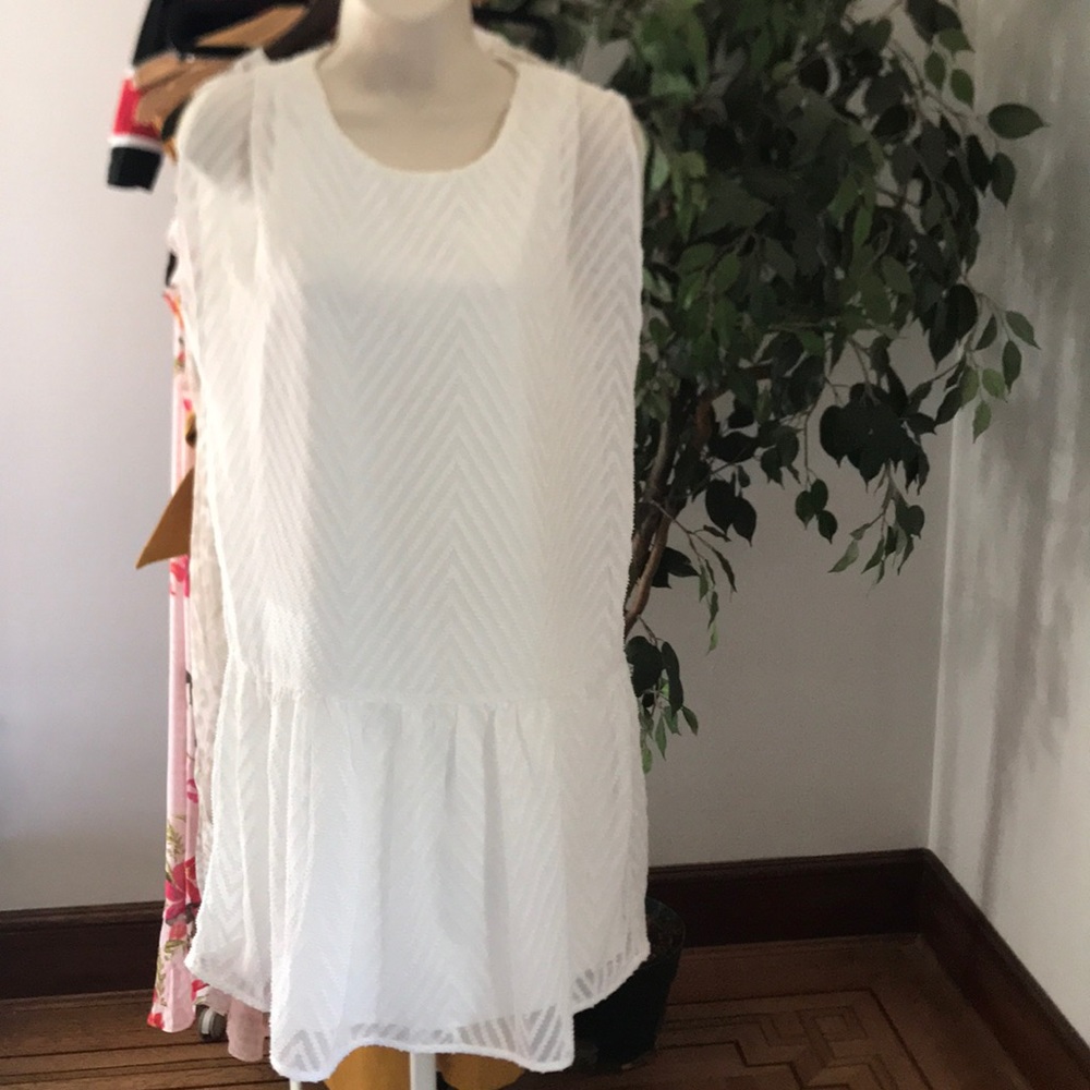 Molly Bracken dress white textured chevron